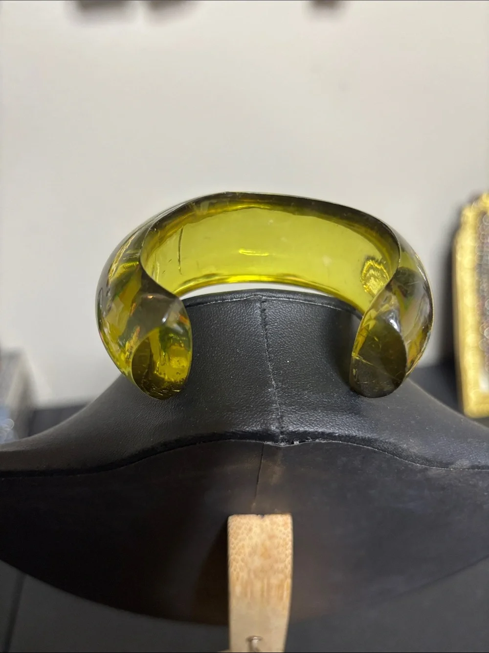 Y2K Retro Yellow Resin Cuff Bracelet - Women Jewelry